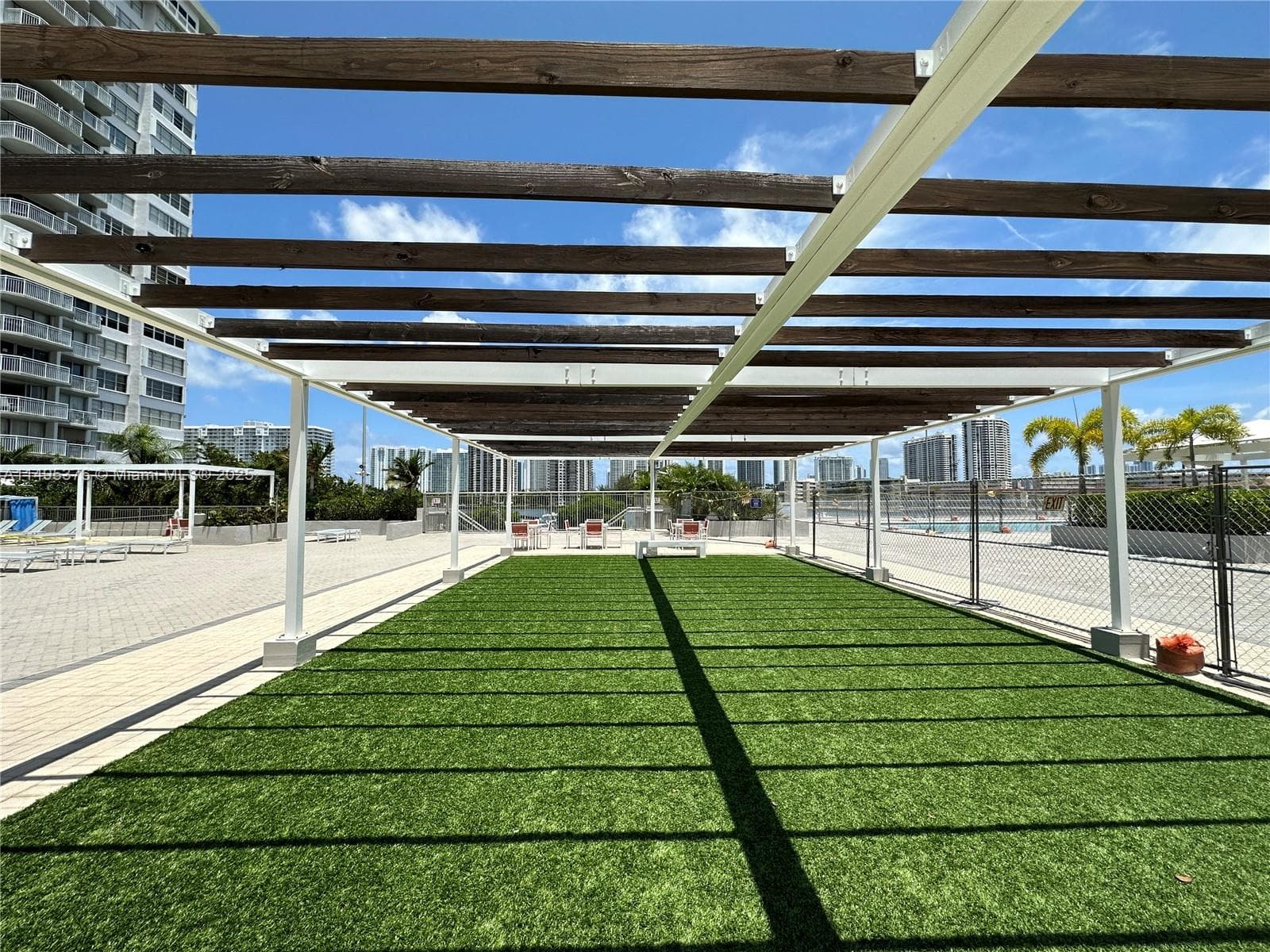 18041 Biscayne Boulv # 502, Aventura FL 33160 — 34