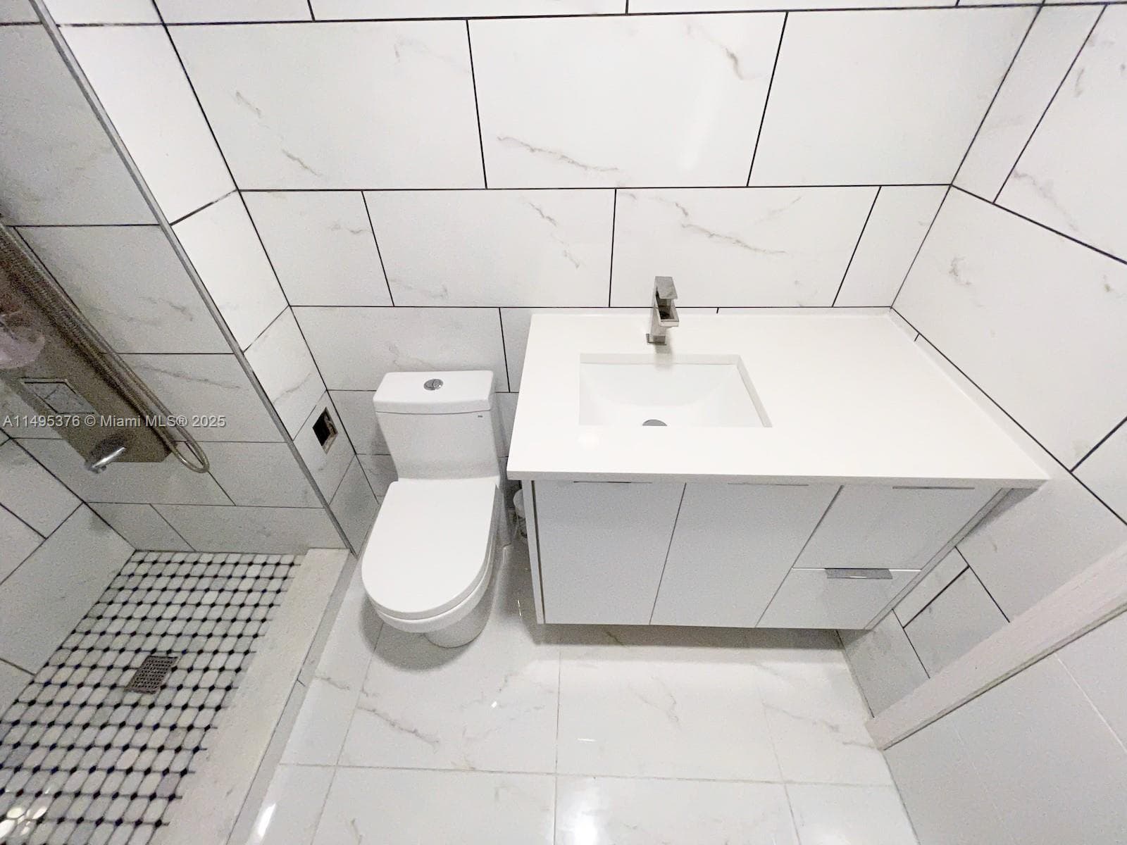 18041 Biscayne Boulv # 502, Aventura FL 33160 — 55