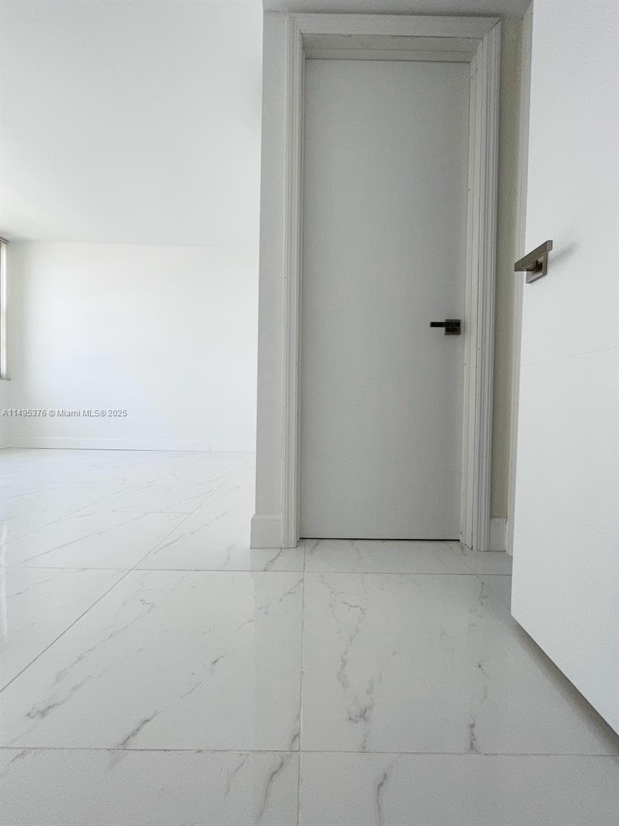 18041 Biscayne Boulv # 502, Aventura FL 33160 — 59