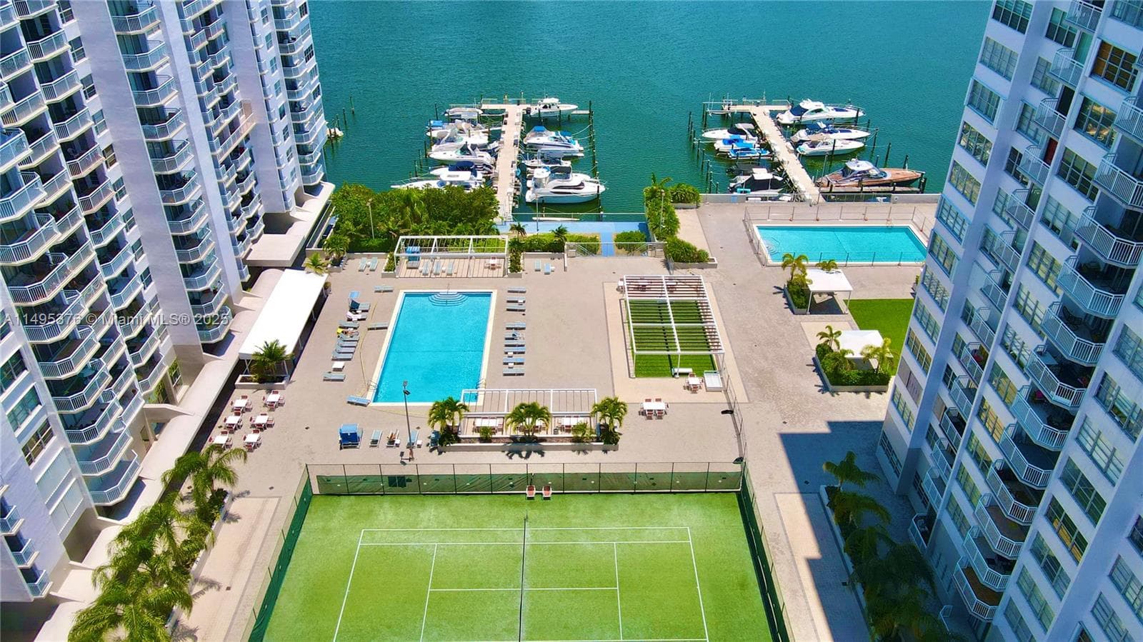18041 Biscayne Boulv # 502, Aventura FL 33160 — 37