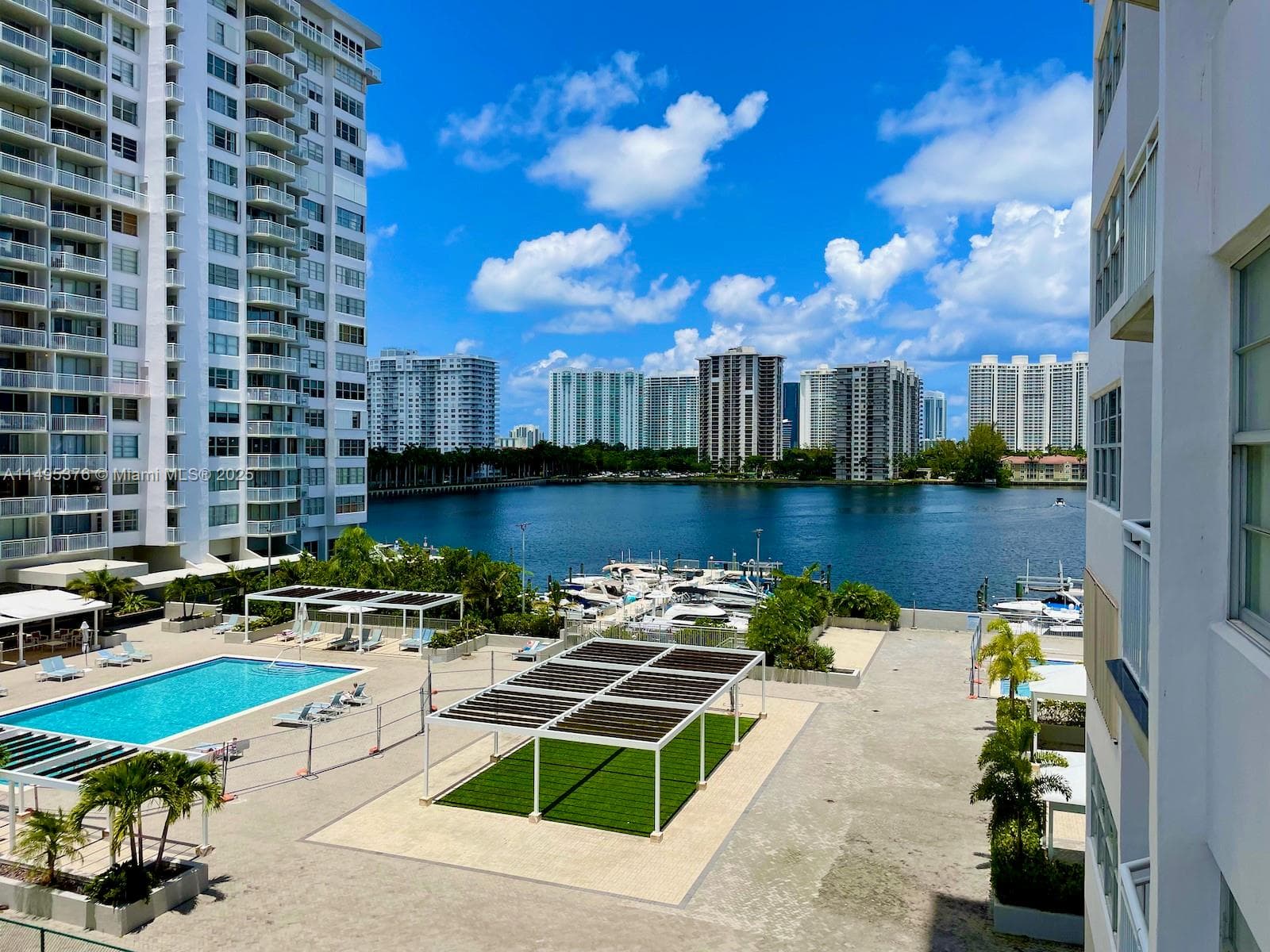 18041 Biscayne Boulv # 502, Aventura FL 33160 — 60