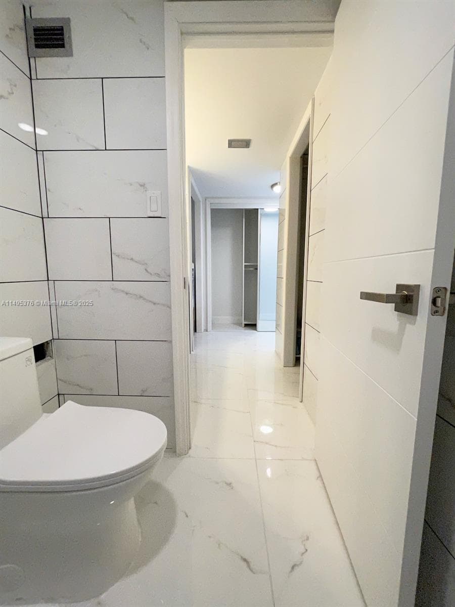 18041 Biscayne Boulv # 502, Aventura FL 33160 — 78