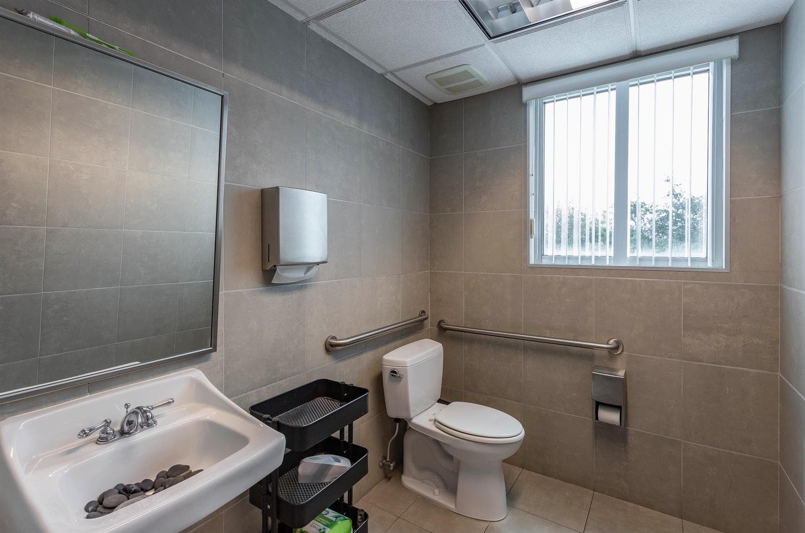 5020 Biscayne Boulevard, Miami FL 33137 — 27
