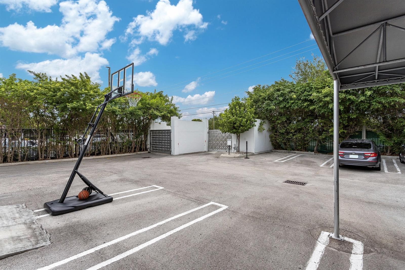 5020 Biscayne Boulevard, Miami FL 33137 — 34