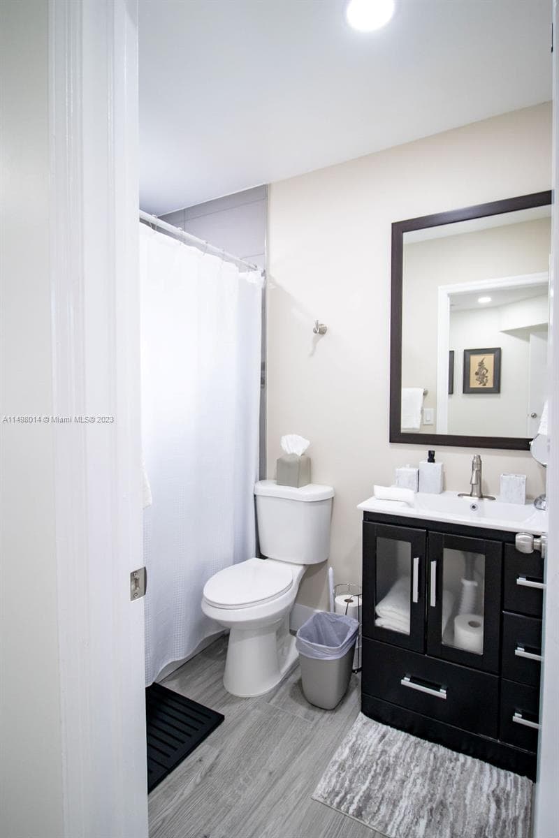 18706 SW 100th Ave # 18706, Cutler Bay FL 33157 — 16