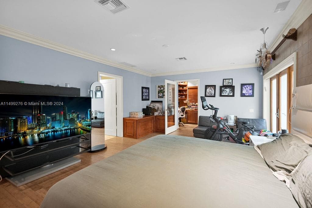 61 Camden Ct, Bal Harbour FL 33154 — 12