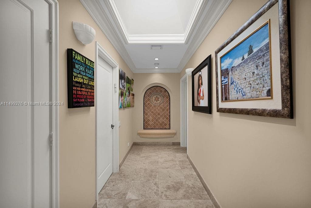 61 Camden Ct, Bal Harbour FL 33154 — 7