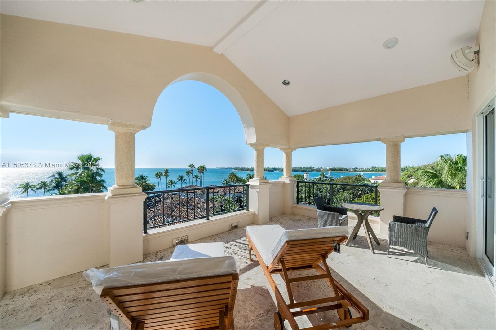 Seaside Condo, Miami Beach, FL — 6