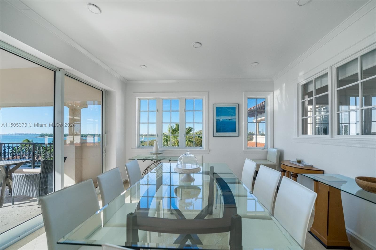 Seaside Condo, Miami Beach, FL — 12