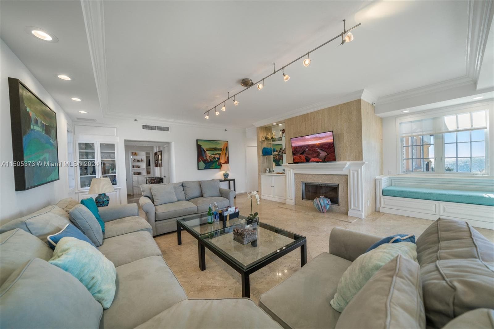 Seaside Condo, Miami Beach, FL — 39