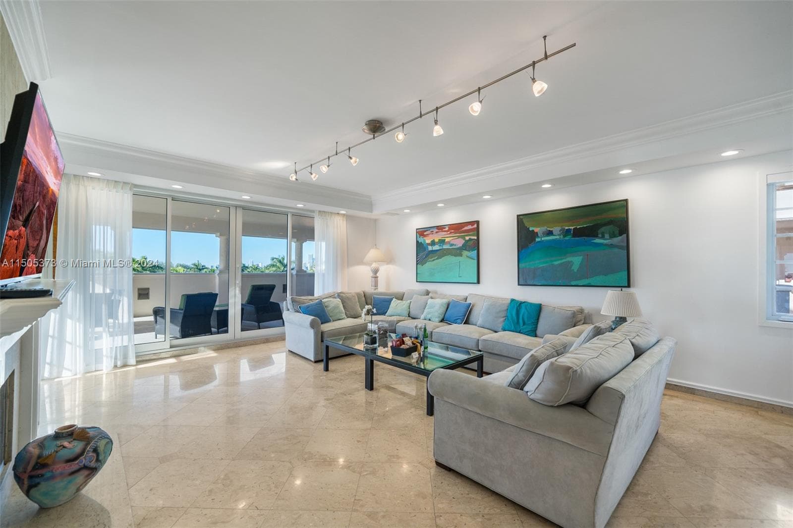 Seaside Condo, Miami Beach, FL — 25