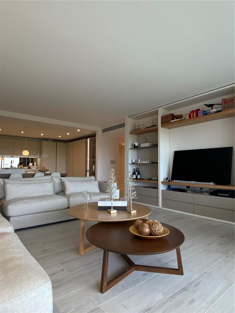 199 Ocean Lane Dr # 1112, Key Biscayne FL 33149 — 18