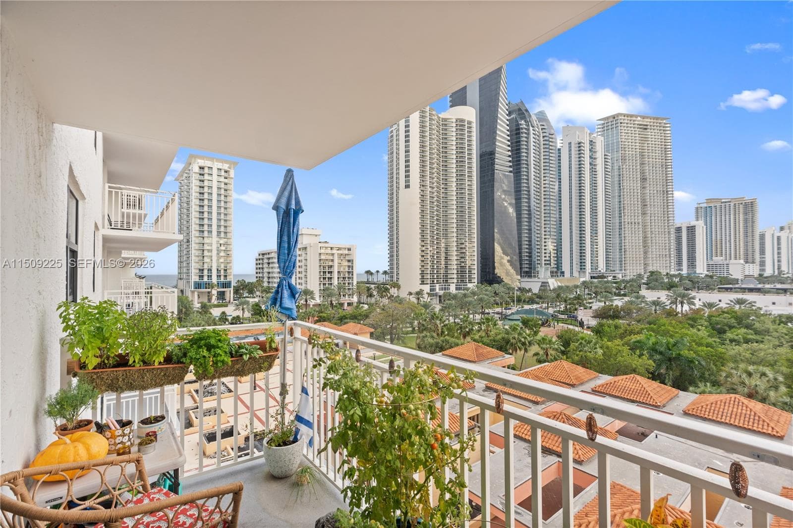 210 174th St # 805, Sunny Isles Beach FL 33160 — 22