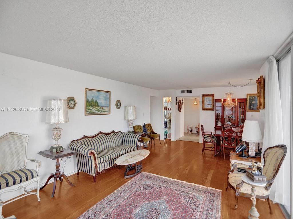 18051 Biscayne Blvd # 304, Aventura FL 33160 — 6