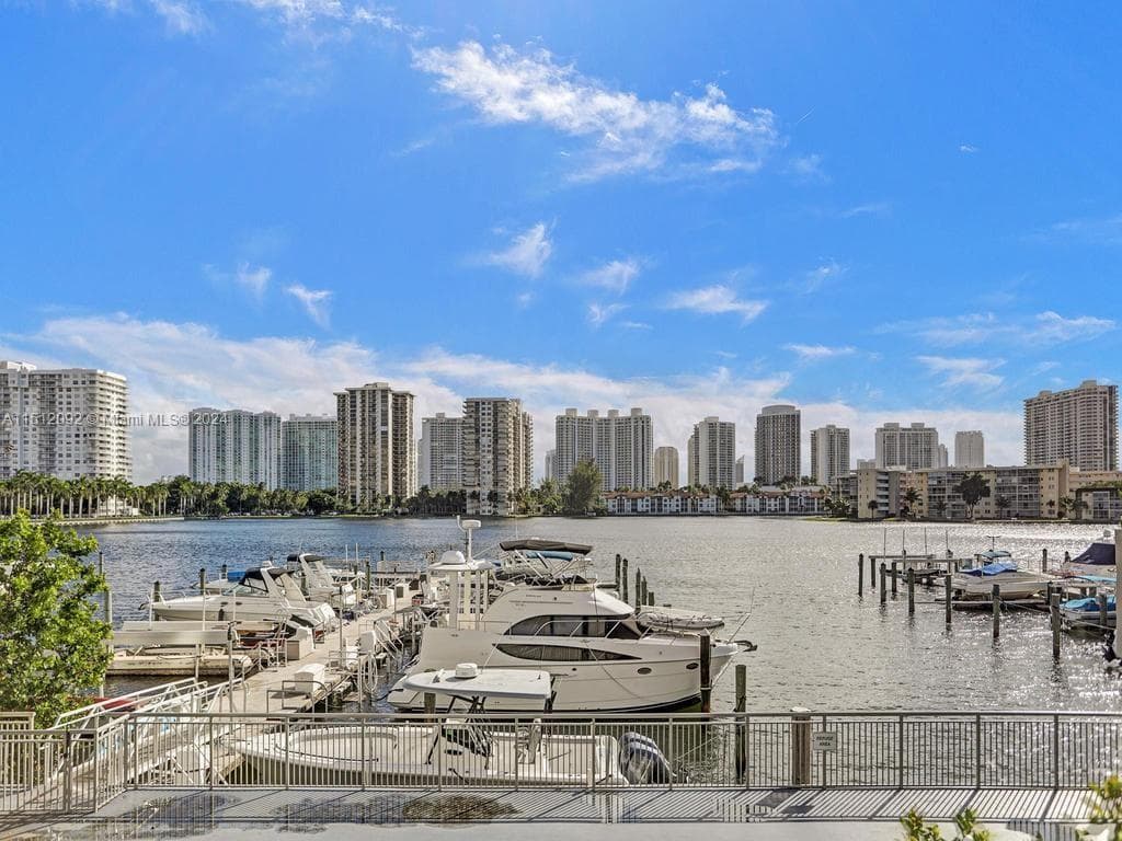 18051 Biscayne Blvd # 304, Aventura FL 33160 — 46