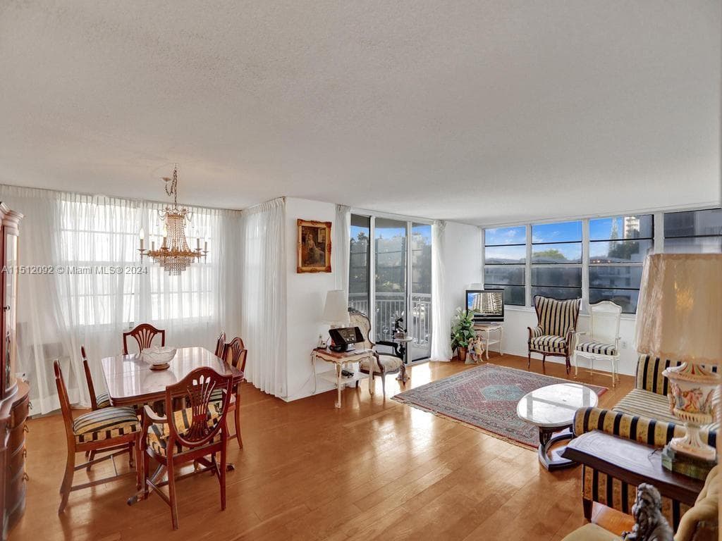 18051 Biscayne Blvd # 304, Aventura FL 33160 — 5