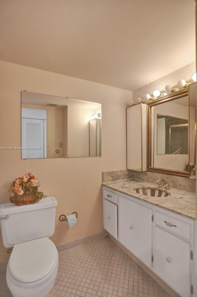 18051 Biscayne Blvd # 304, Aventura FL 33160 — 21