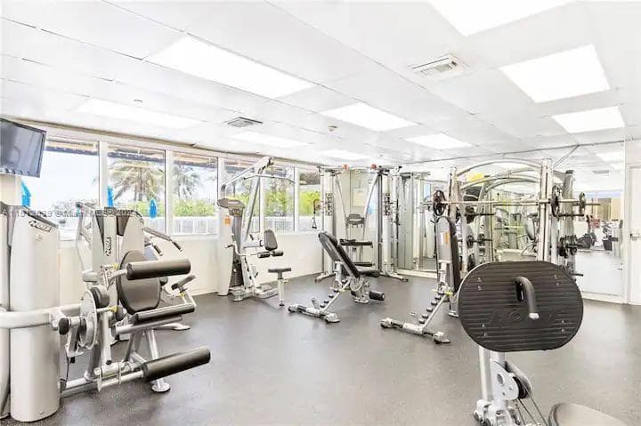 19201 Collins Ave, # 1143, Sunny Isles Beach FL 33160 — 15