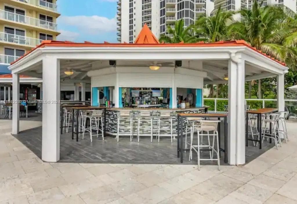 19201 Collins Ave, # 1143, Sunny Isles Beach FL 33160 — 11