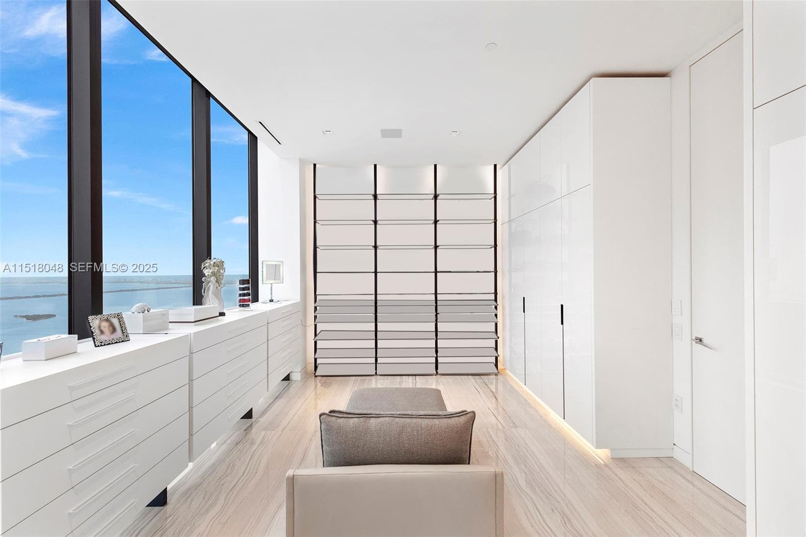 1000 Biscayne Blvd # 5501, Miami FL 33132 — 12