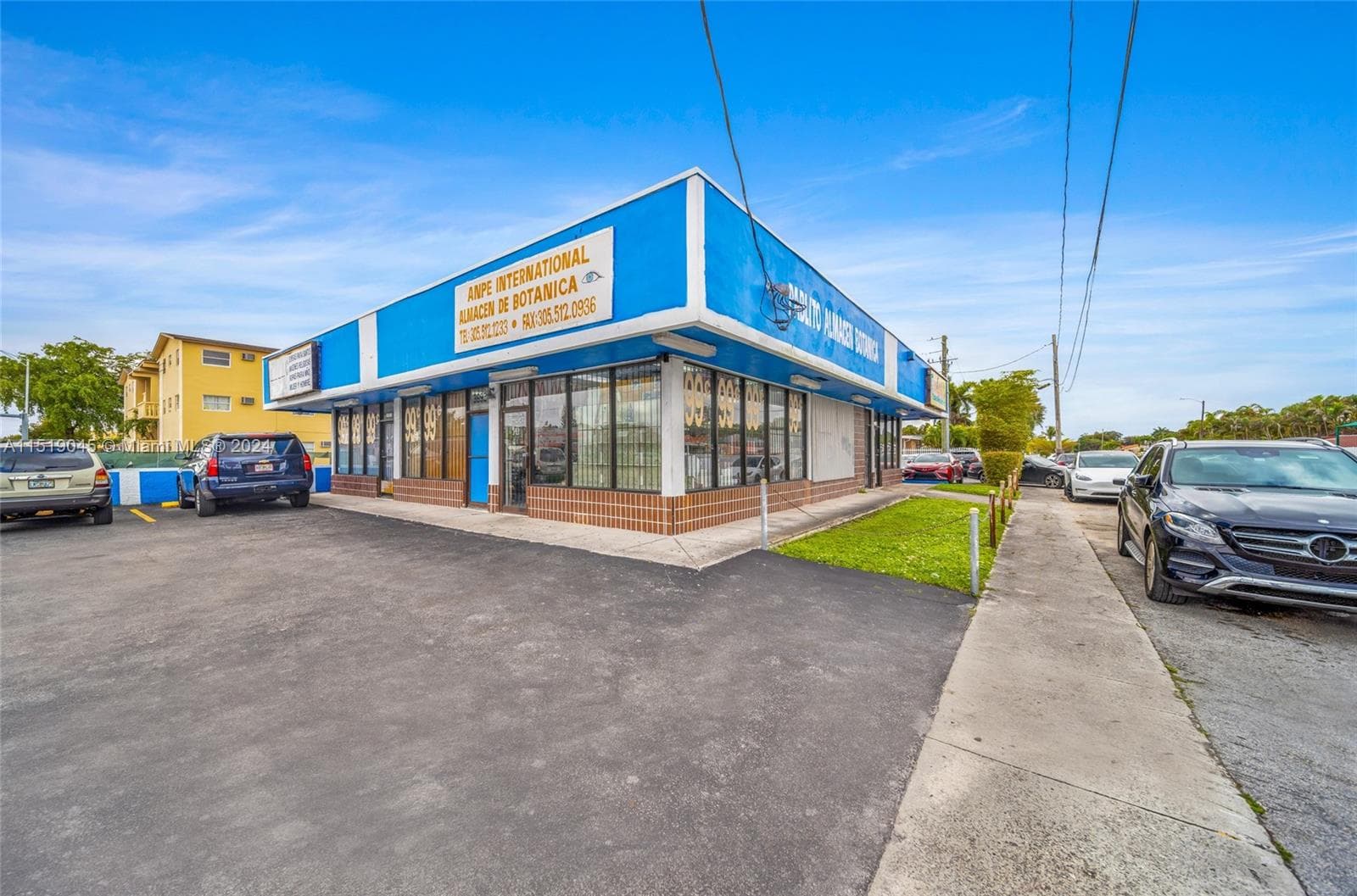 Hialeah, FL — 3