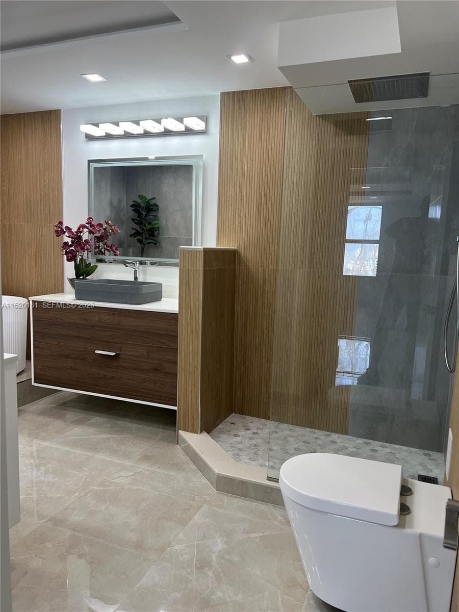 Winston Towers 400 Condo, Sunny Isles Beach, FL — 17