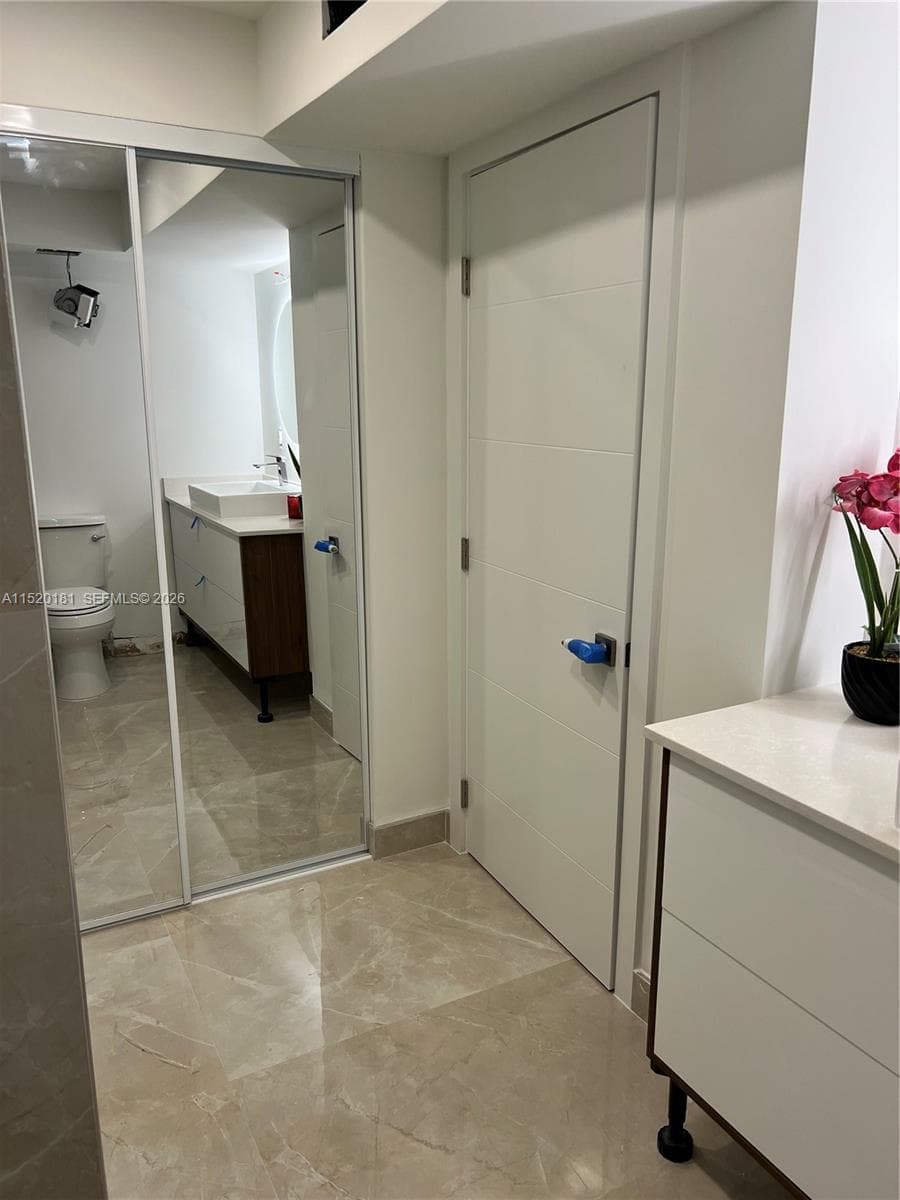 Winston Towers 400 Condo, Sunny Isles Beach, FL — 16