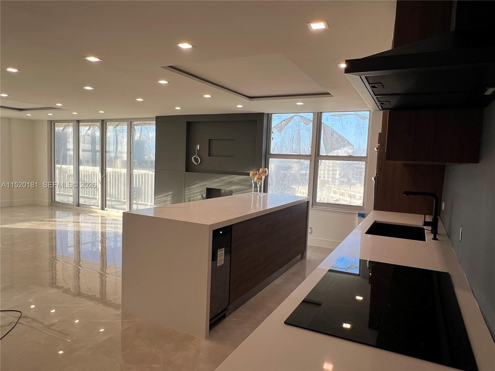 Winston Towers 400 Condo, Sunny Isles Beach, FL — 12