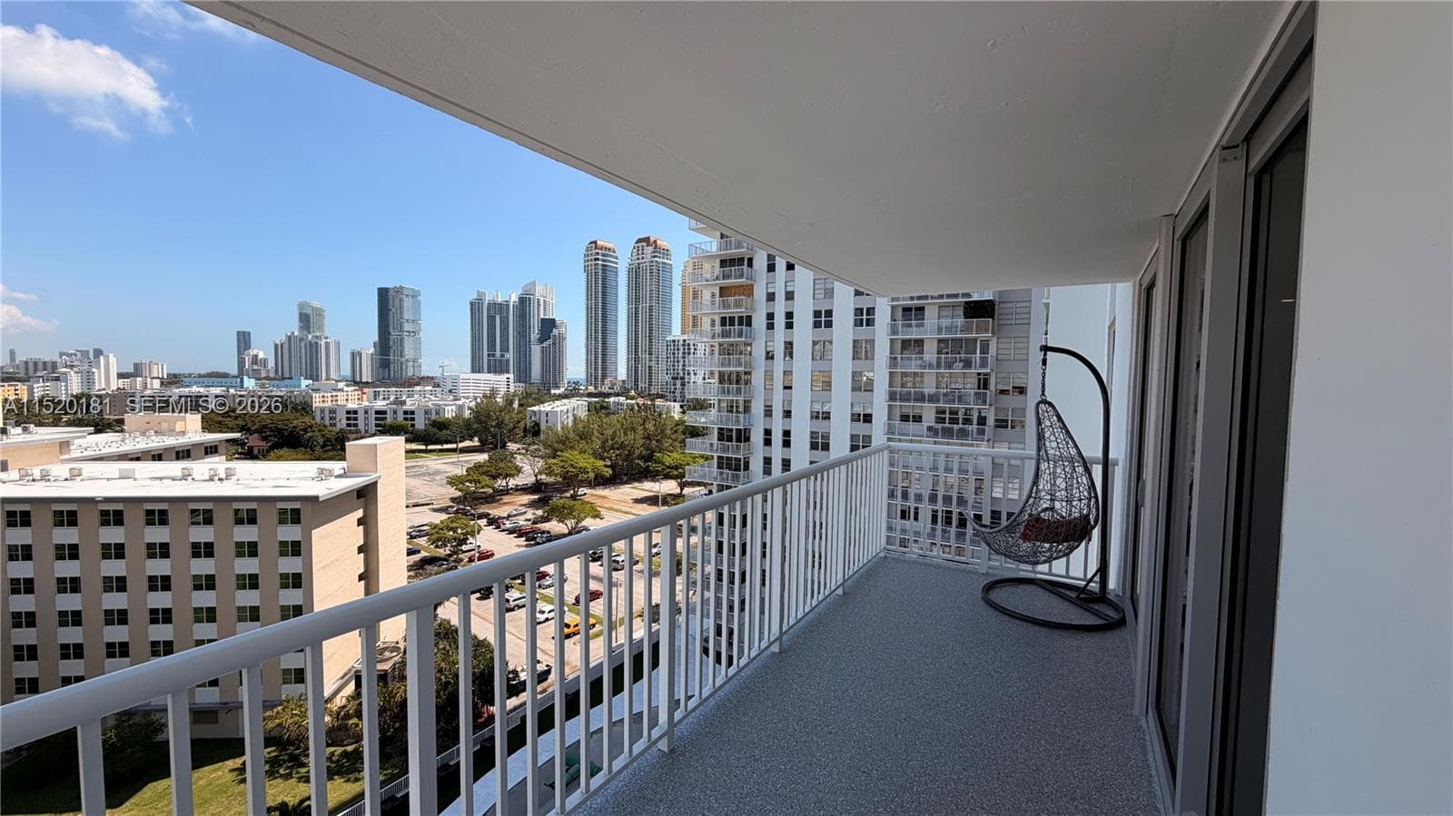 Winston Towers 400 Condo, Sunny Isles Beach, FL — 32