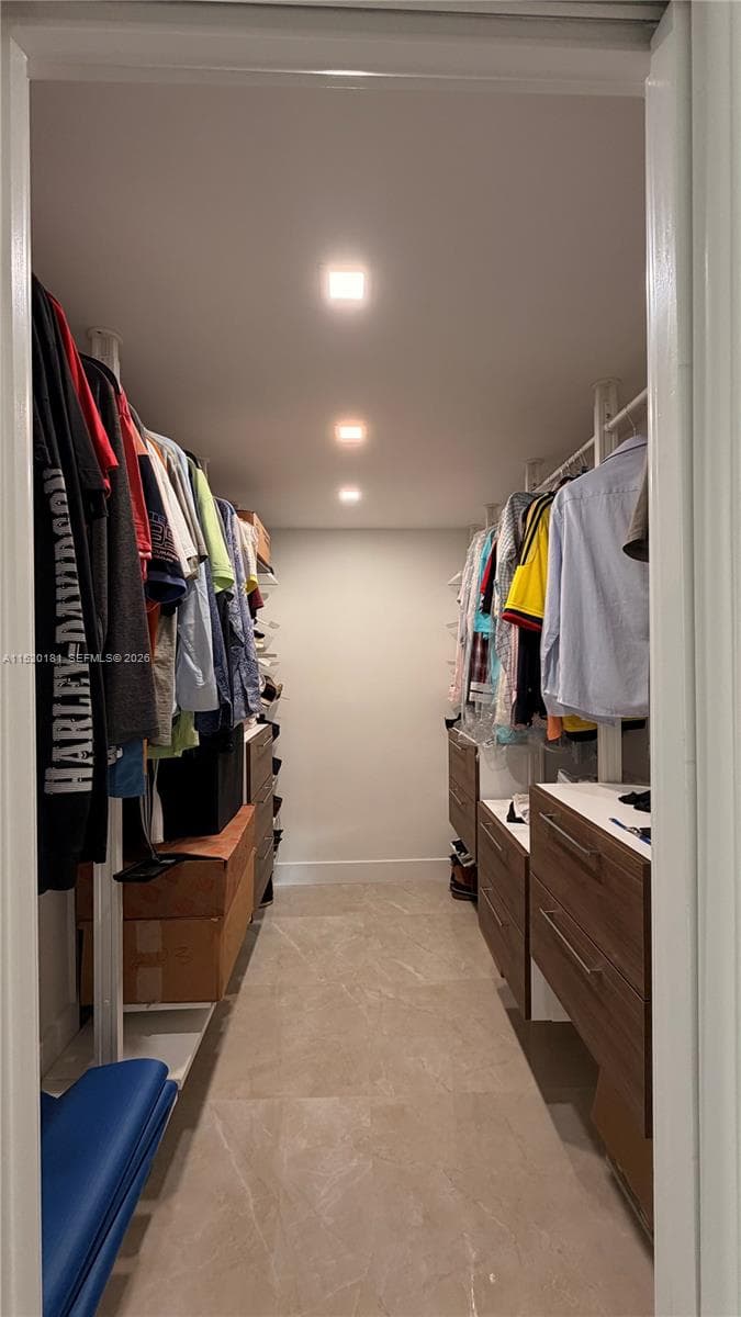 Winston Towers 400 Condo, Sunny Isles Beach, FL — 37