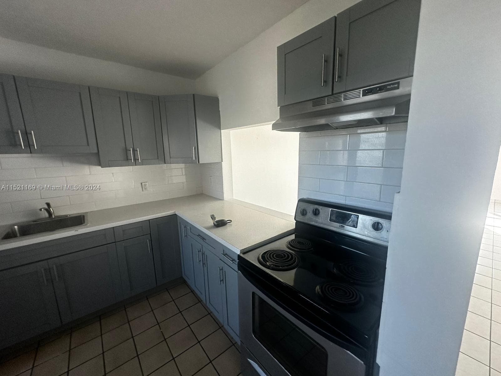 18700 NE 3rd Ct # 626, Miami FL 33179 — 12