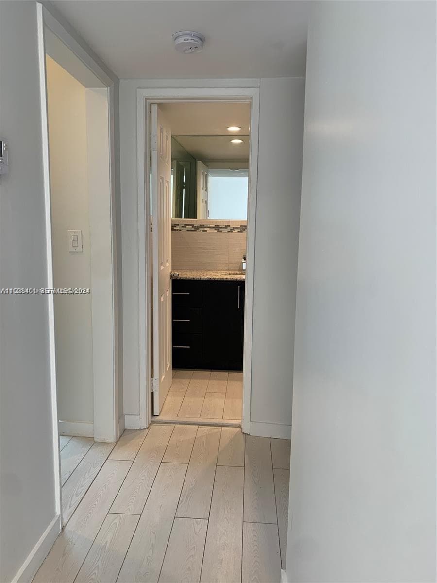 947 Lenox Ave # 204, Miami Beach FL 33139 — 13