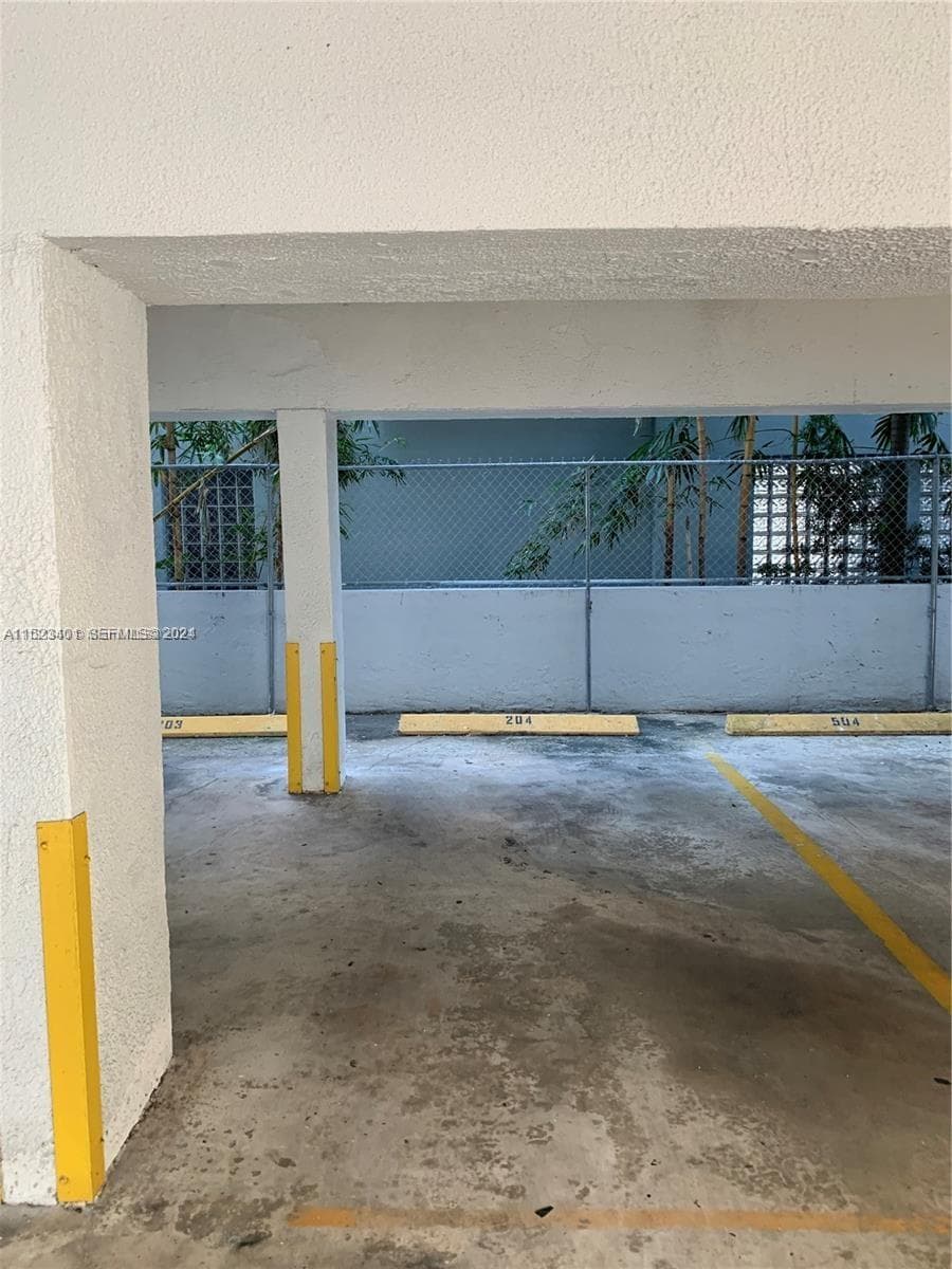 947 Lenox Ave # 204, Miami Beach FL 33139 — 20