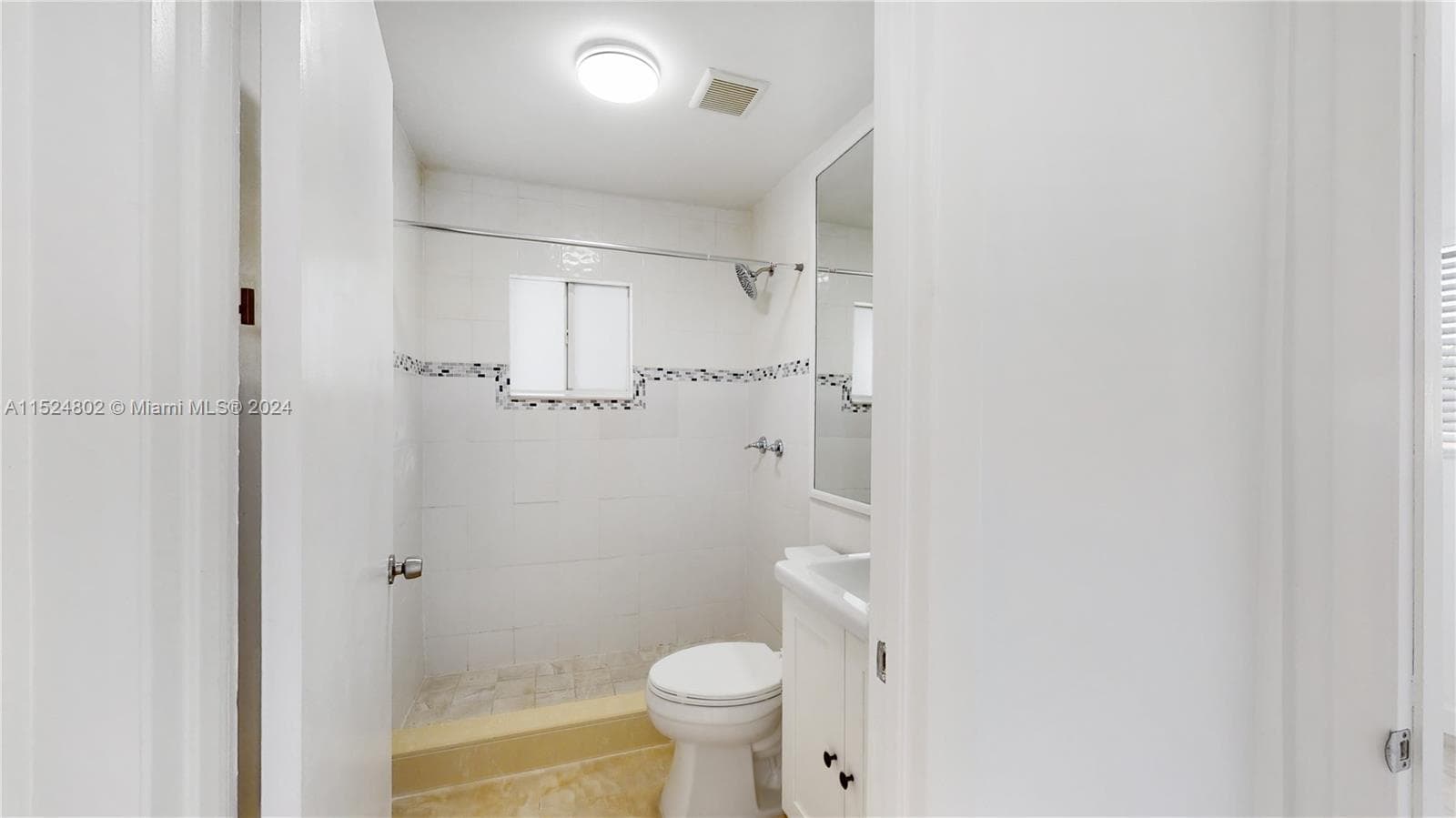 2915 SW 24 TE, Miami FL 33145 — 47