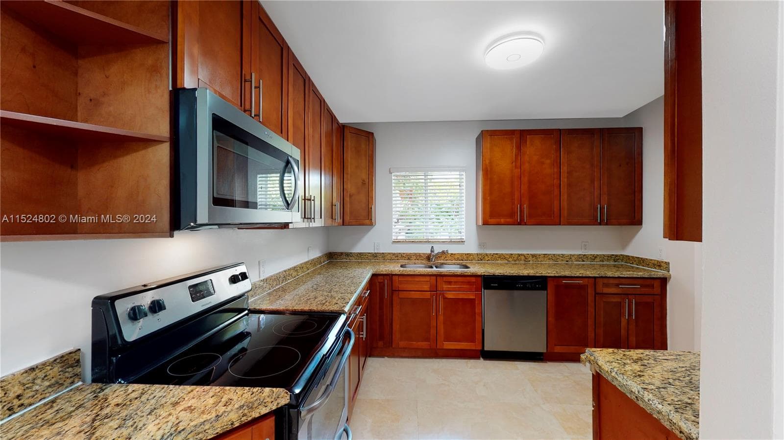 2915 SW 24 TE, Miami FL 33145 — 20