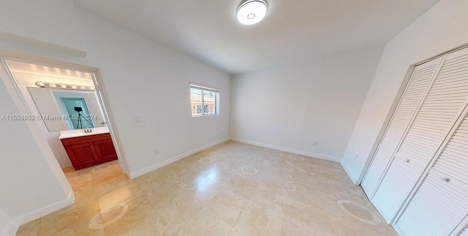2915 SW 24 TE, Miami FL 33145 — 9