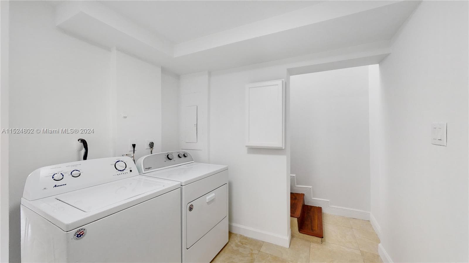 2915 SW 24 TE, Miami FL 33145 — 50