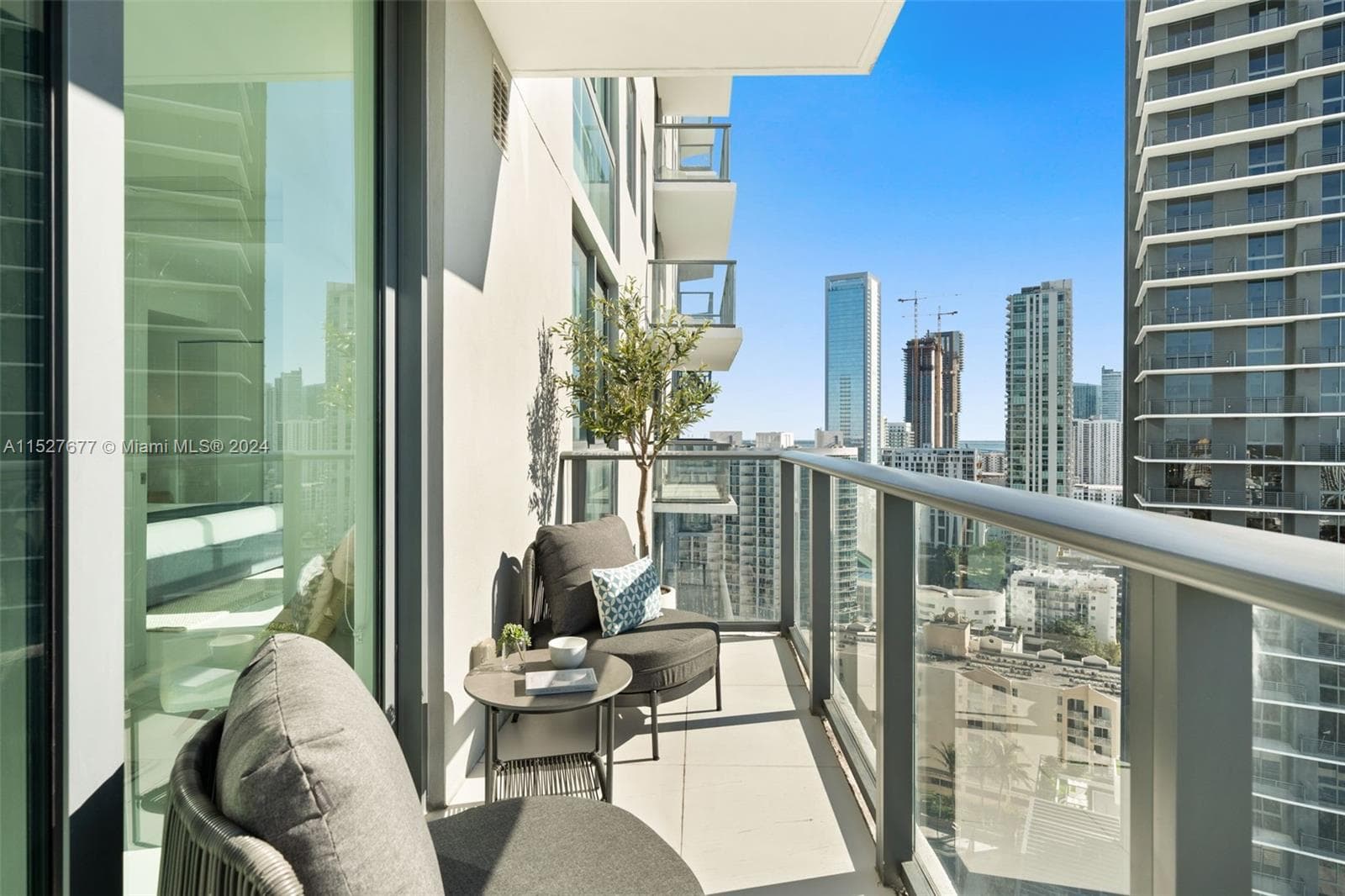 501 NE 31st St # 2209, Miami FL 33137 — 18