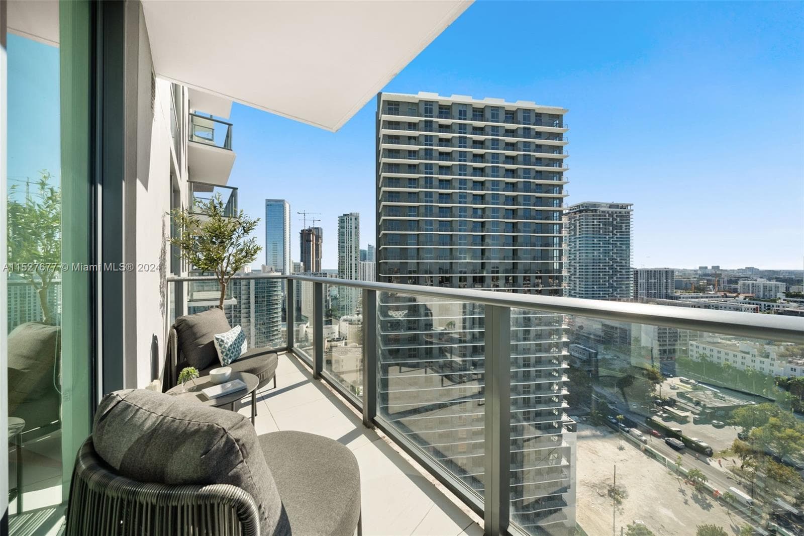 501 NE 31st St # 2209, Miami FL 33137 — 19