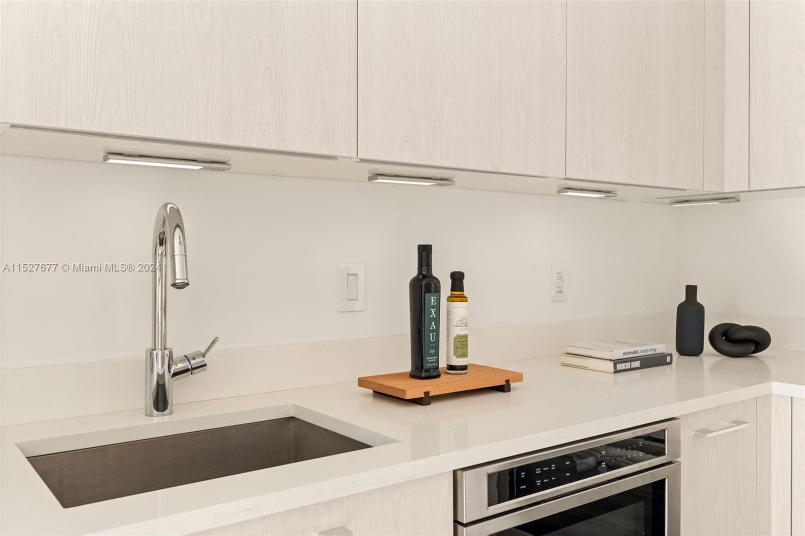 501 NE 31st St # 2209, Miami FL 33137 — 8