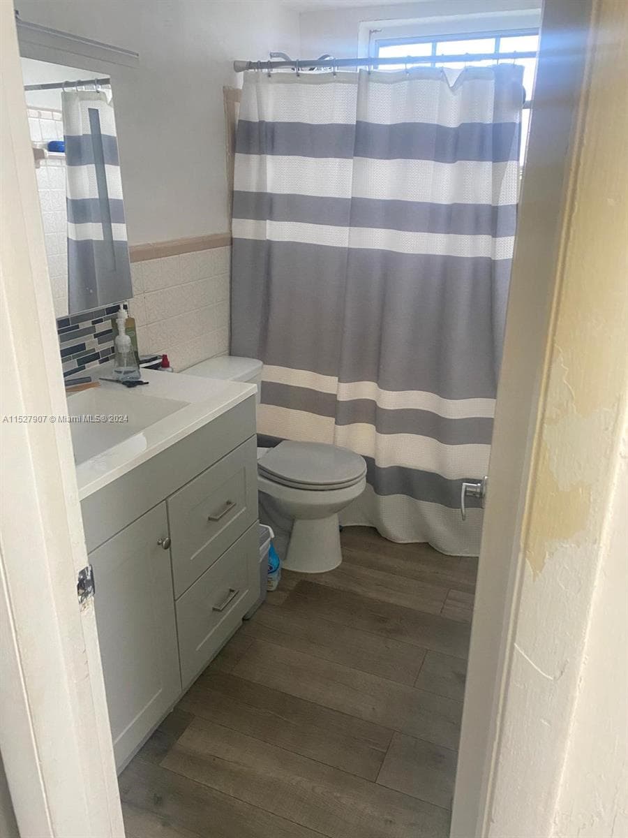 5500 SW 77th Ct # 201, Miami FL 33155 — 1