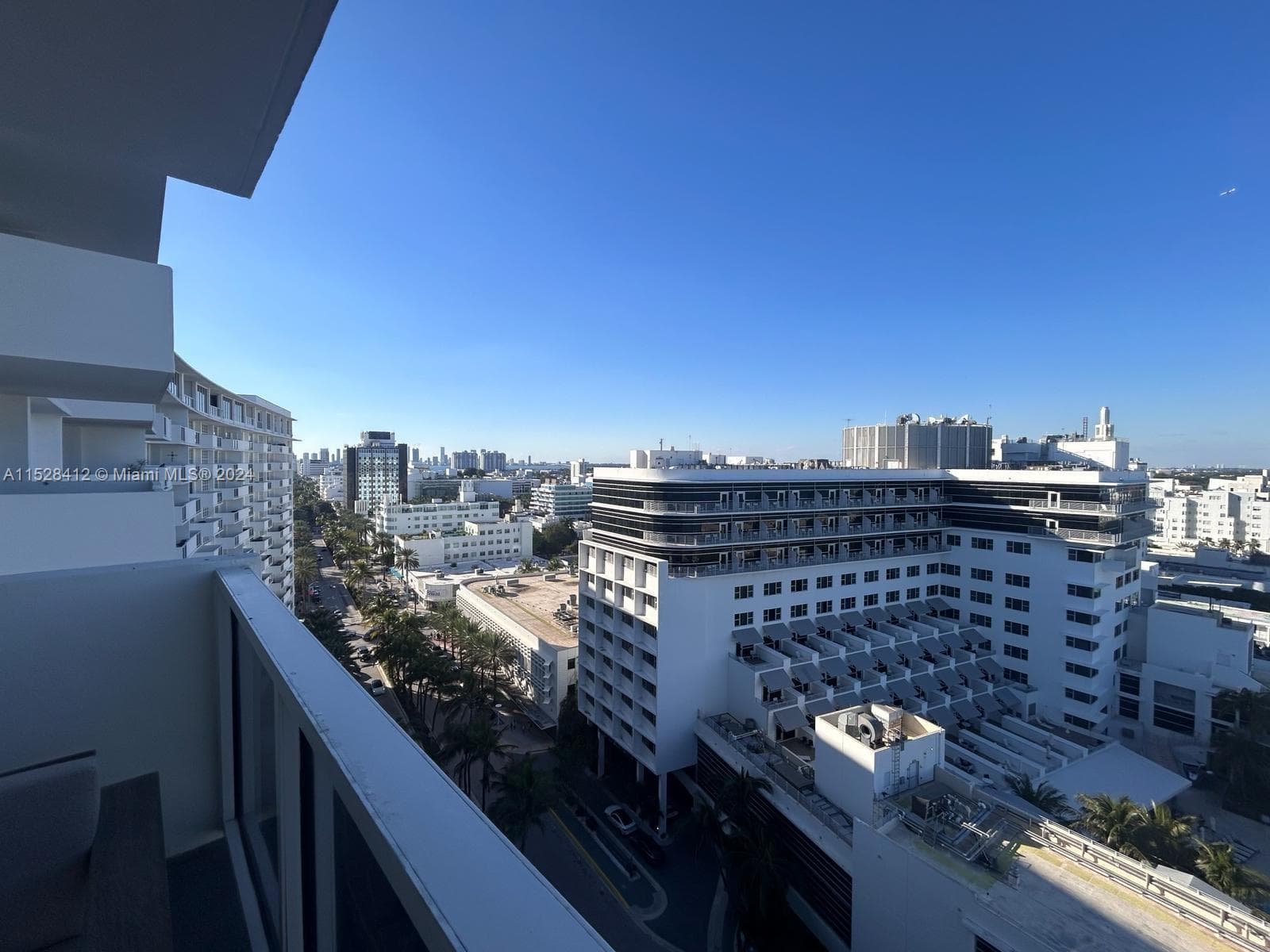 100 Lincoln Rd # 1543, Miami Beach FL 33139 — 16
