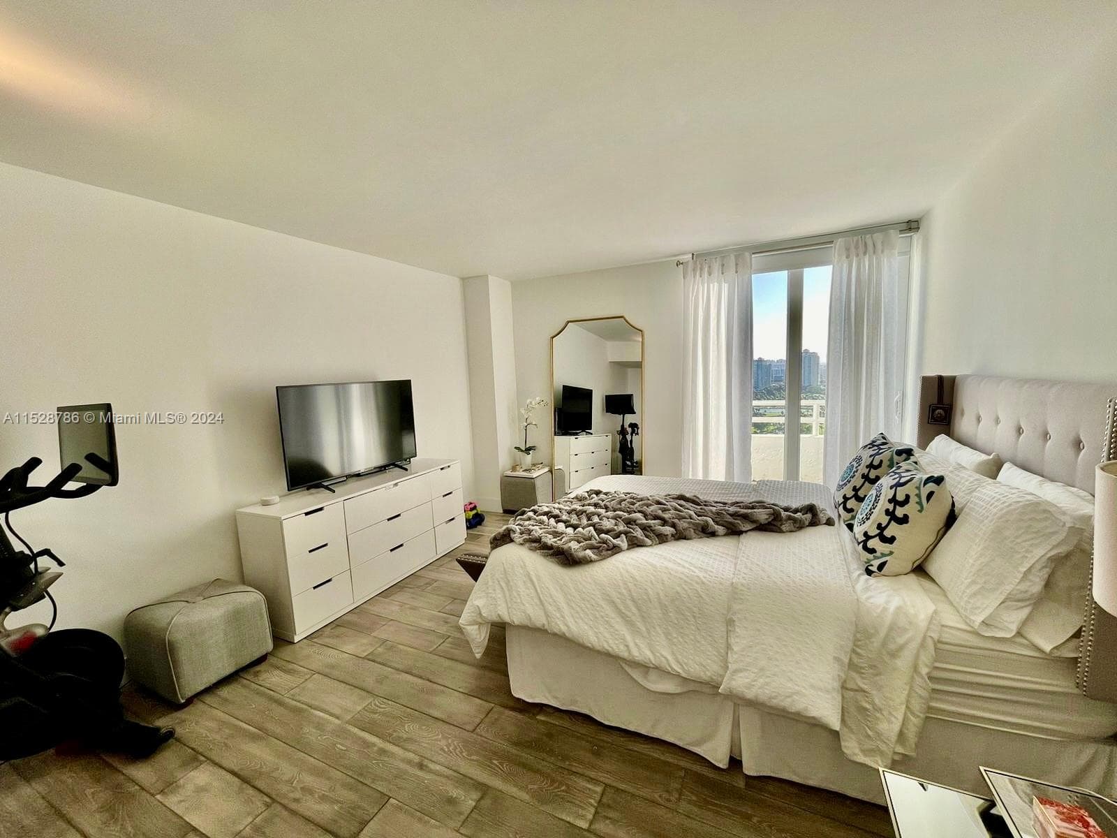20225 NE 34th Ct # 2716, Aventura FL 33180 — 17