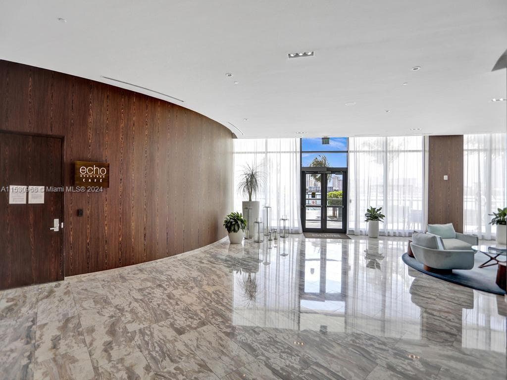 3250 NE 188th St # 207, Aventura FL 33180 — 57