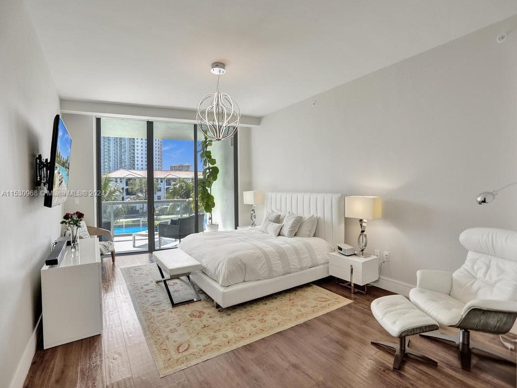 3250 NE 188th St # 207, Aventura FL 33180 — 29