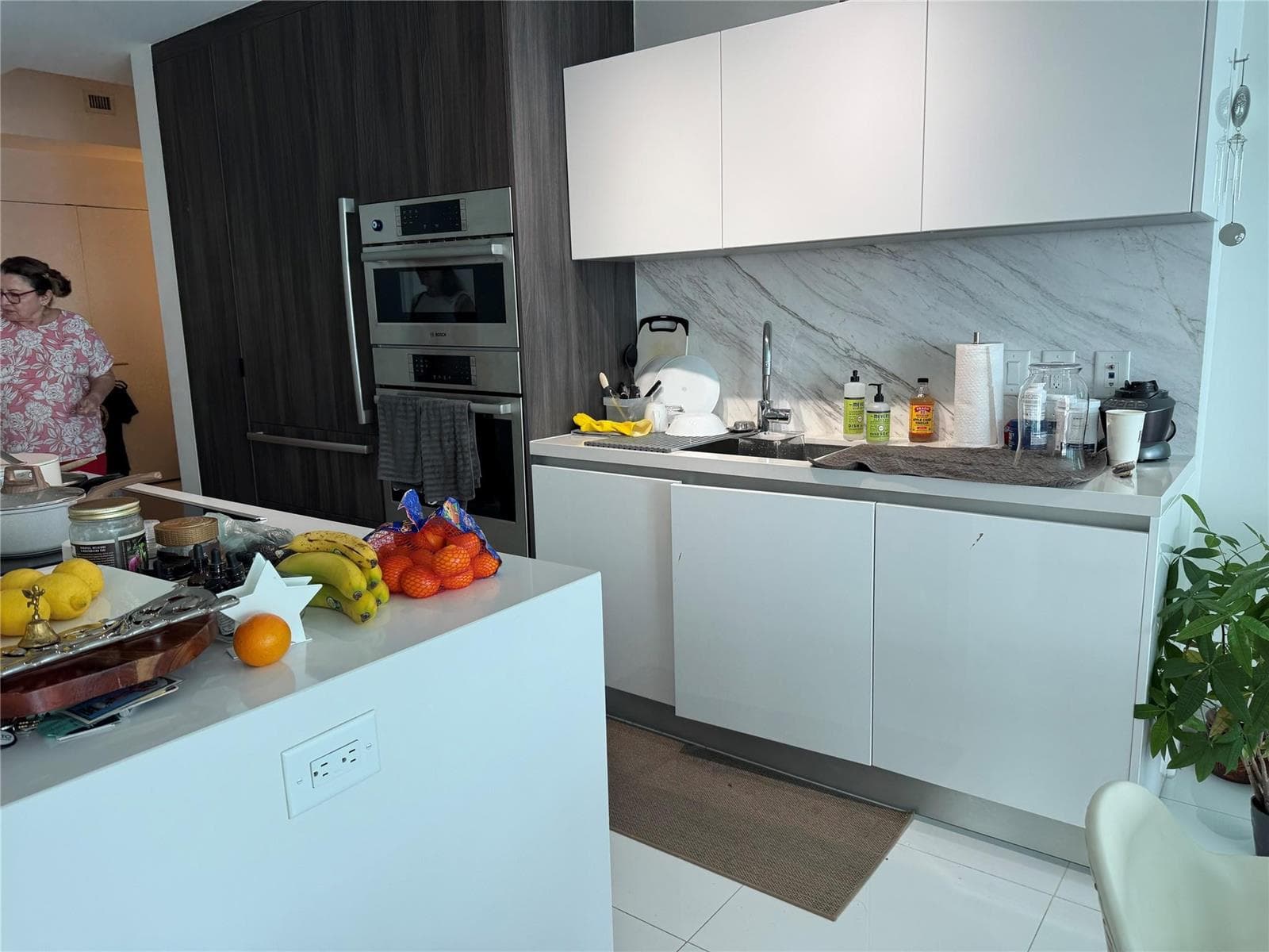851 NE 1st Avenue # 2606, Miami FL 33132 — 5