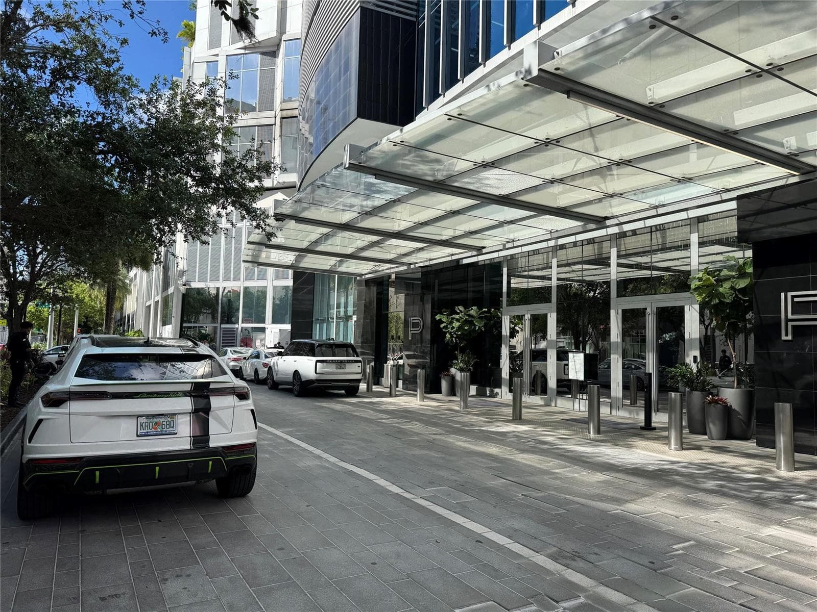 851 NE 1st Avenue # 2606, Miami FL 33132 — 30