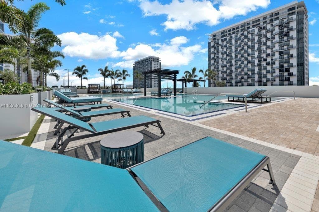 5350 NW 84th Ave # 1604, Doral FL 33166 — 57
