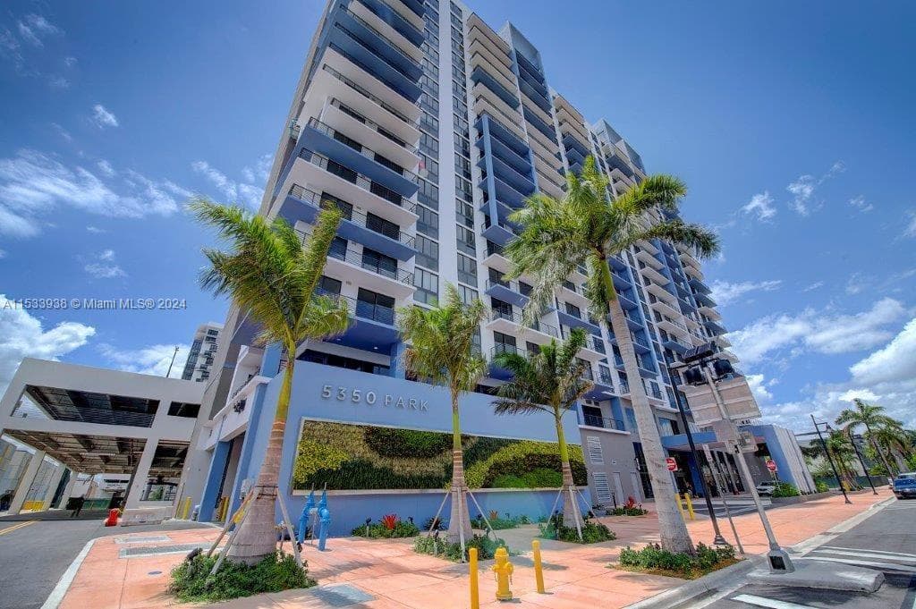 5350 NW 84th Ave # 1604, Doral FL 33166 — 1