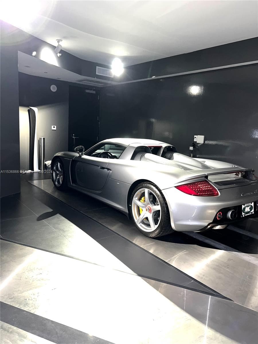 18555 Collins Ave # 3501, Sunny Isles Beach FL 33160 — 62
